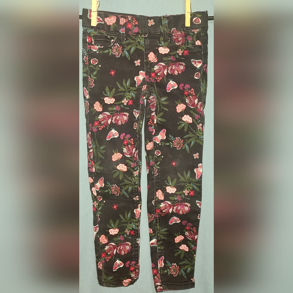 EUC - Girl's Size XS (4-5), Black Floral Jegging